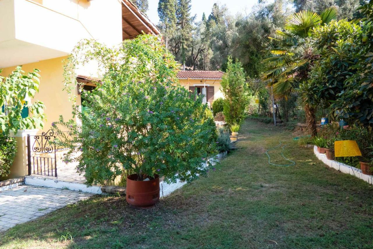 Yiannis Apartments Agios Georgios Pagoi Corfu Agios Georgios Pagon Esterno foto